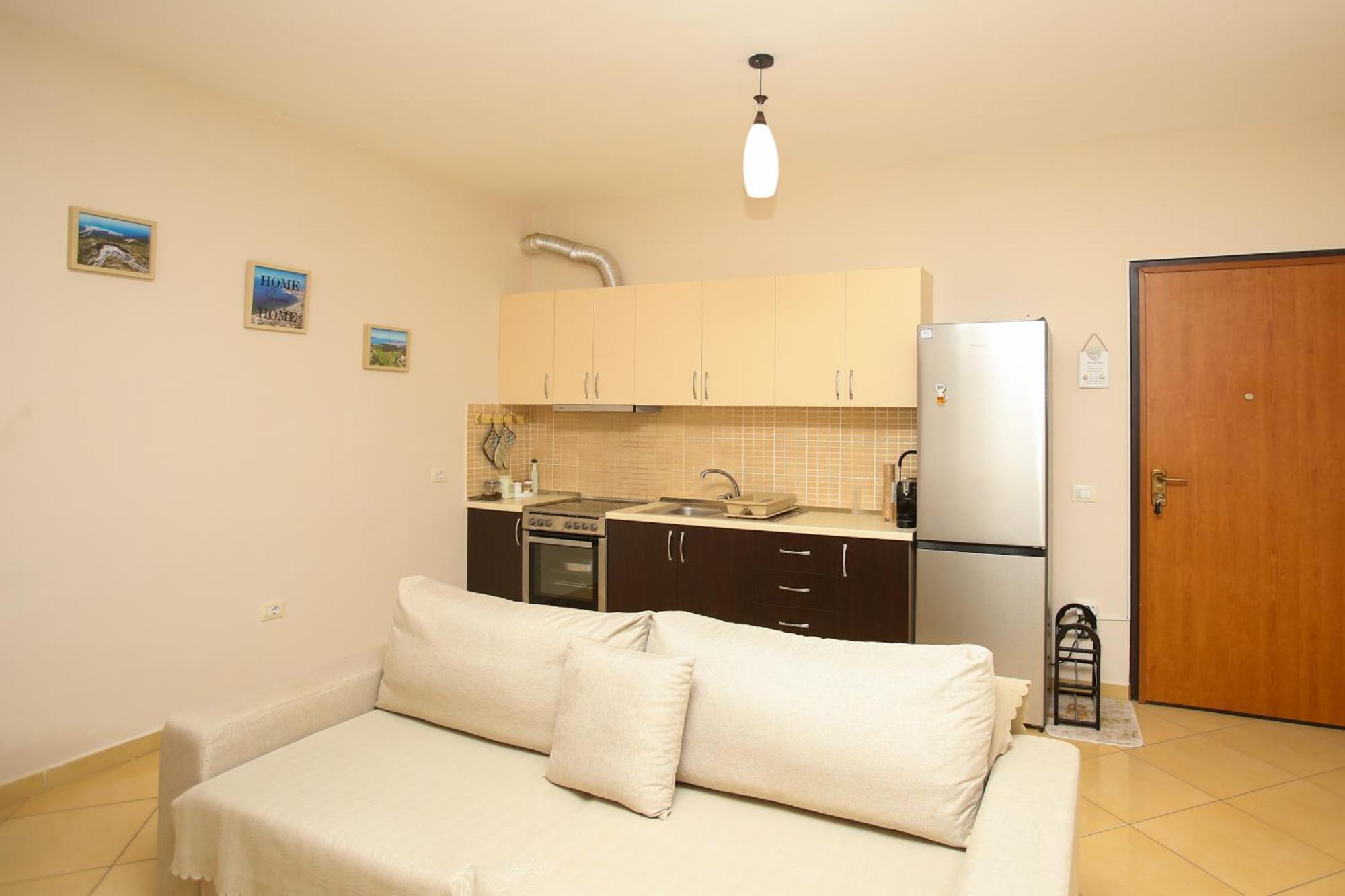 Anemone Apartment *