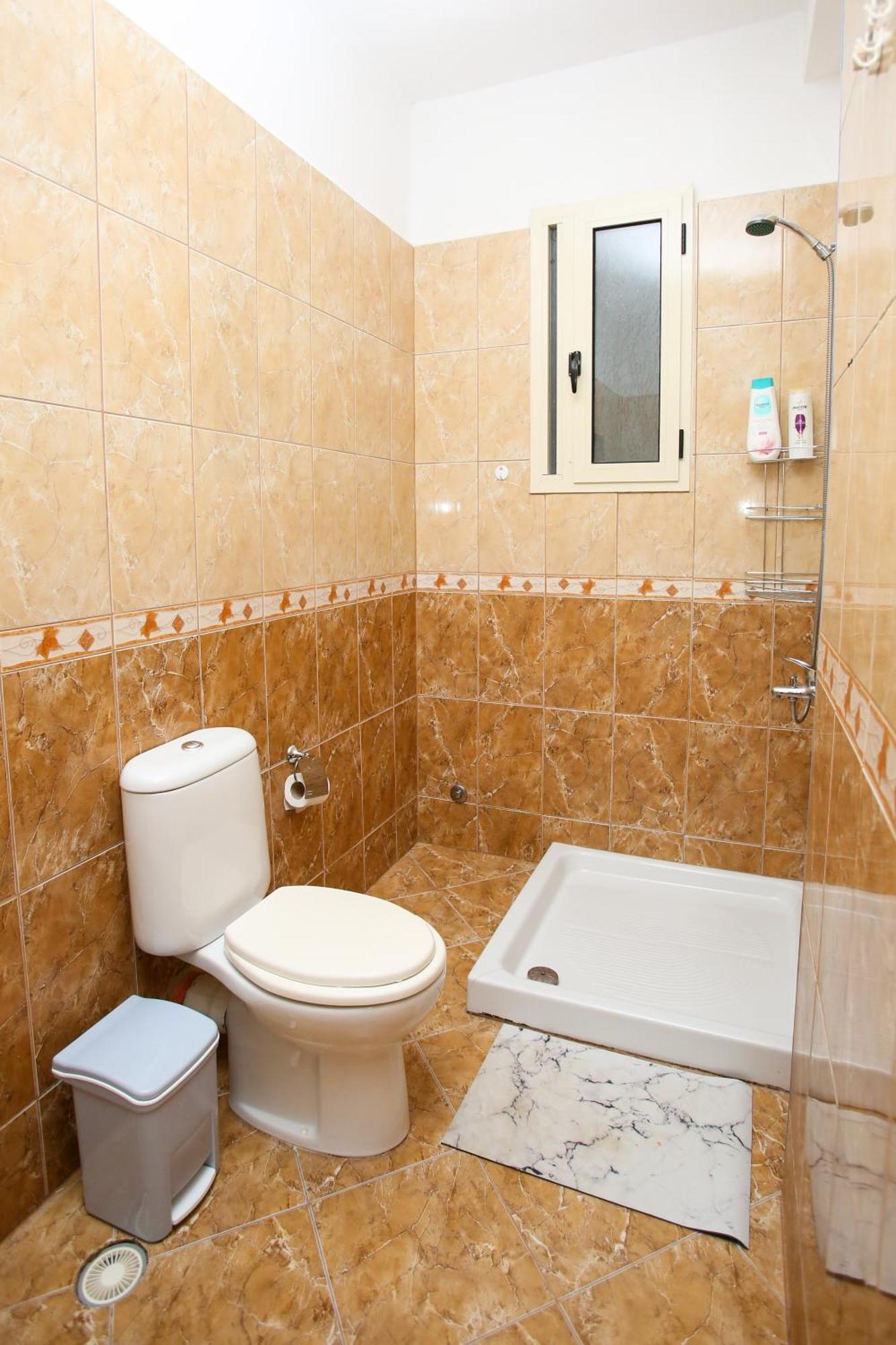 Apartment Anemone Vlore